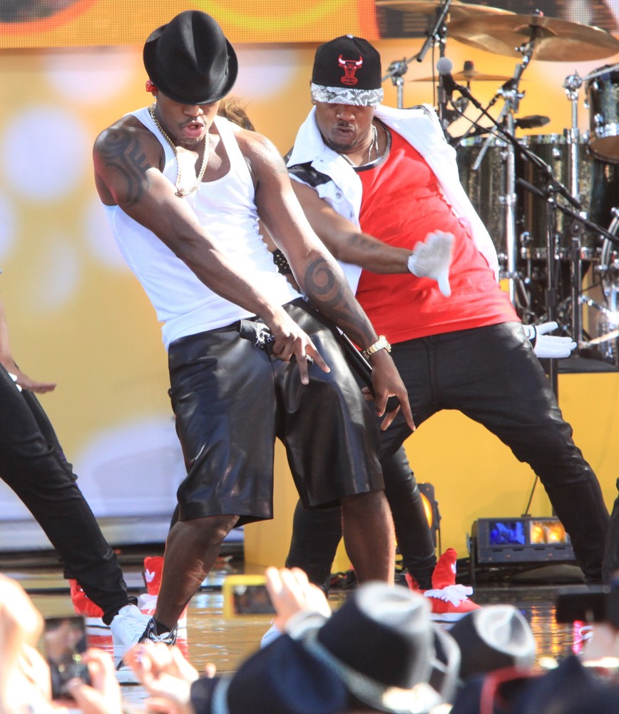 Ne-Yo;<br>Ne-Yo Performs Live as Part of GMA's Summer Concert Series