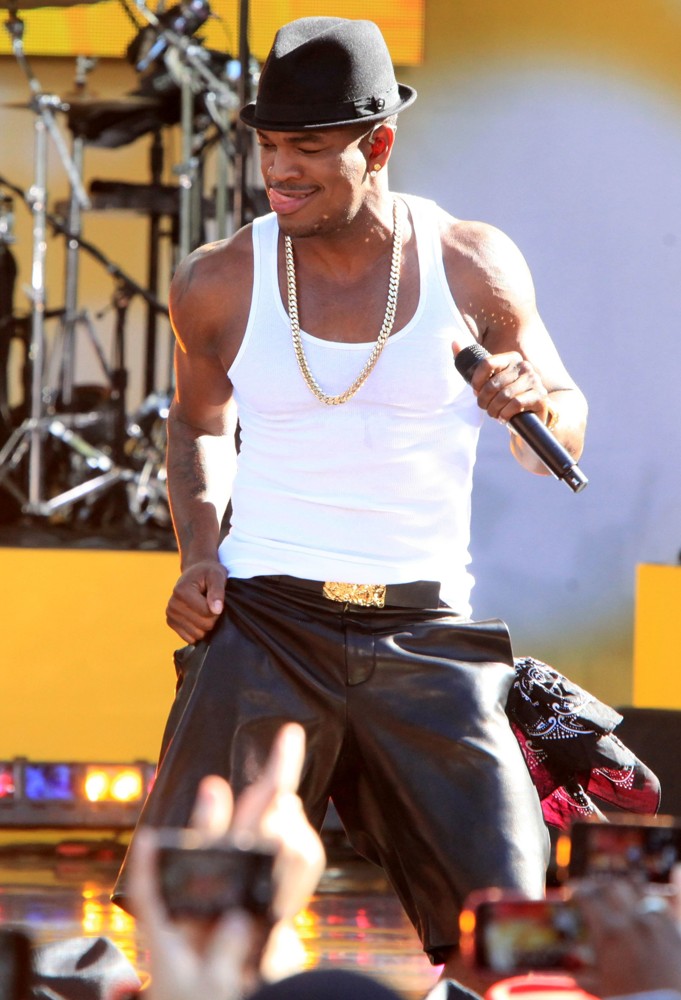 Ne-Yo;<br>Ne-Yo Performs Live as Part of GMA's Summer Concert Series