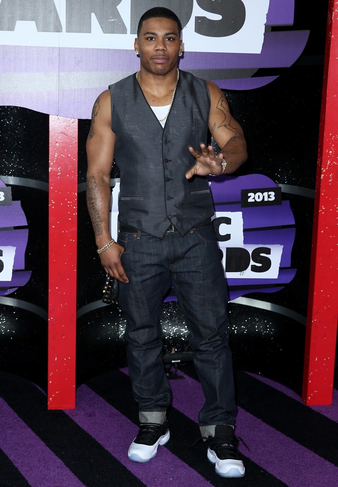 Nelly;<br>2013 CMT Music Awards - Arrivals