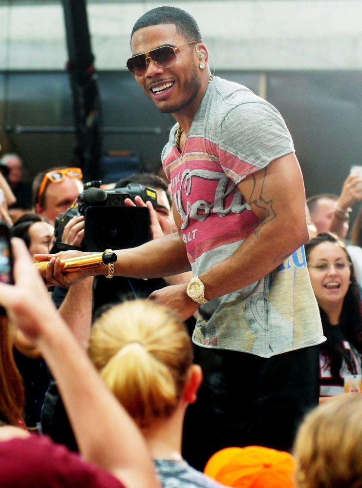 Nelly;<br>Nelly Performs on Today Show