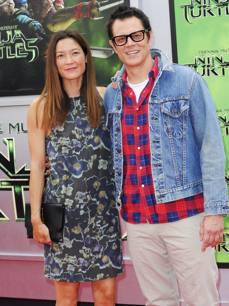 Naomi Nelson;Johnny Knoxville;<br>Los Angeles Premiere of Teenage Mutant Ninja Turtles - Arrivals