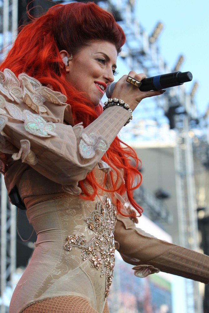 Neon Hitch;<br>102.7 KIIS FM's Wango Tango 2012 - Show