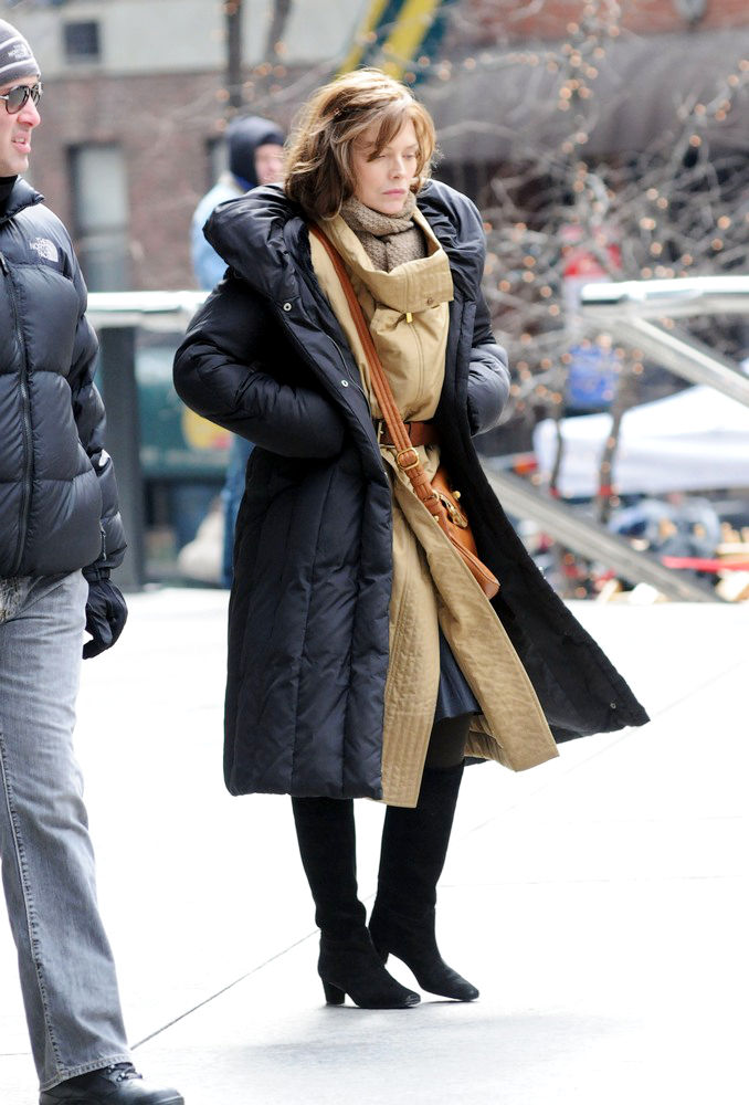 Michelle Pfeiffer;<br>On The Set of New Film 'New Year's Eve'