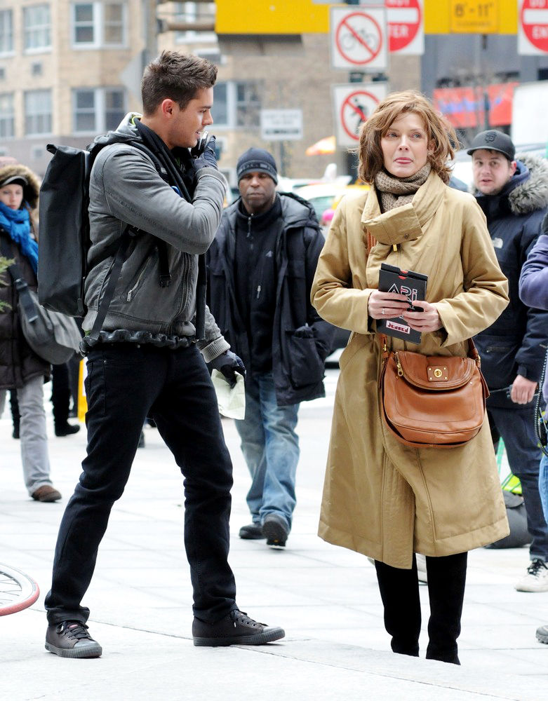 Zac Efron;Michelle Pfeiffer;<br>On The Set of New Film 'New Year's Eve'
