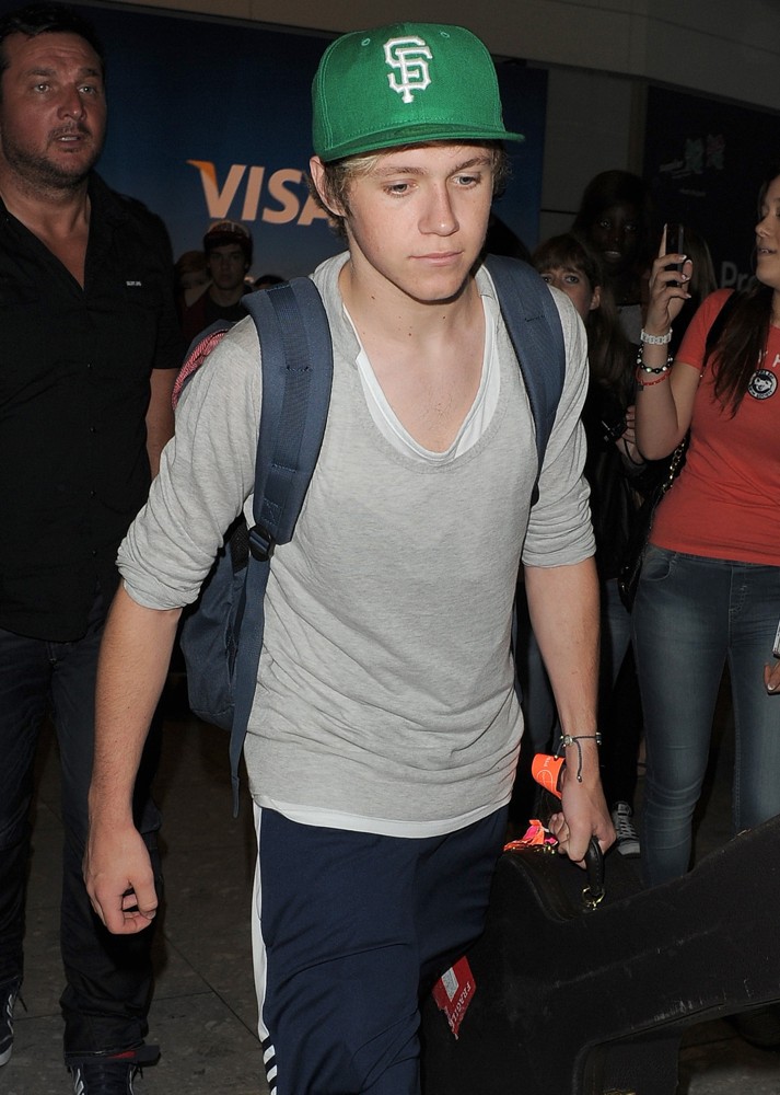 Niall Horan;One Direction;<br>Niall Horan Arrives Back Home to England