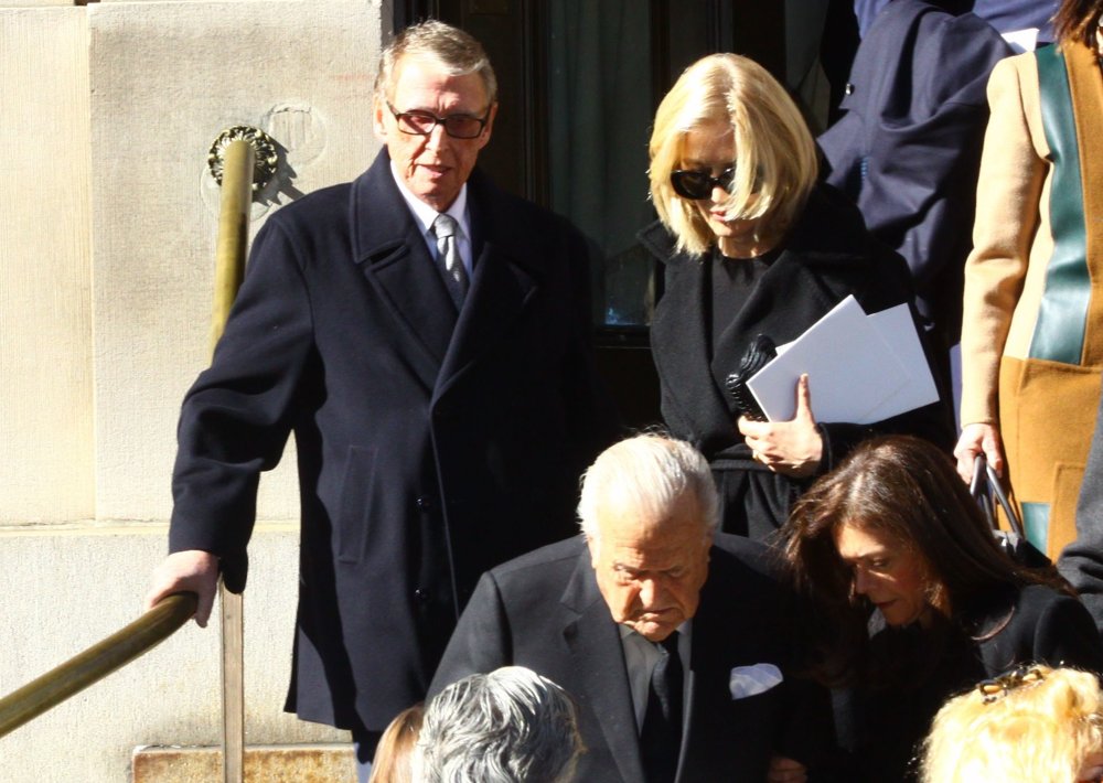 Mike Nichols;Diane Sawyer;<br>The Private Funeral Oscar de la Renta