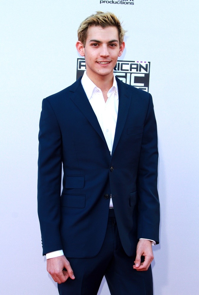 Nick Hissom;<br>American Music Awards 2015 - Arrivals