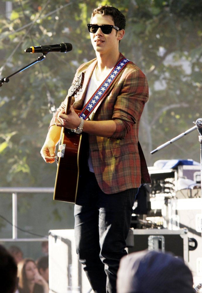 Nick Jonas;Jonas Brothers;<br>Nick Jonas Performs An Acoustic Set at A Concert Sponsored by Microsoft