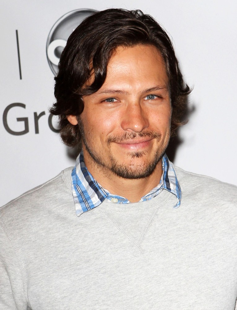 Nick Wechsler Picture 3 CNN Heroes An AllStar Tribute Arrivals
