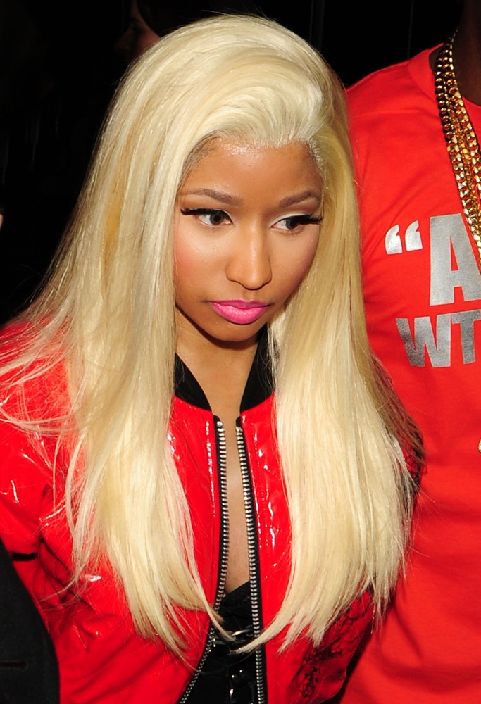 Nicki Minaj;<br>Nicki Minaj Leaving Her Hotel