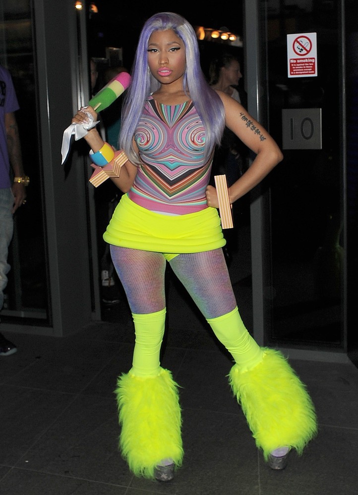 Nicki Minaj;<br>Nicki Minaj Leaving Her Hotel