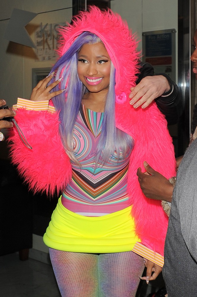 Nicki Minaj;<br>Nicki Minaj Leaving The Kiss 100 Radio Studios