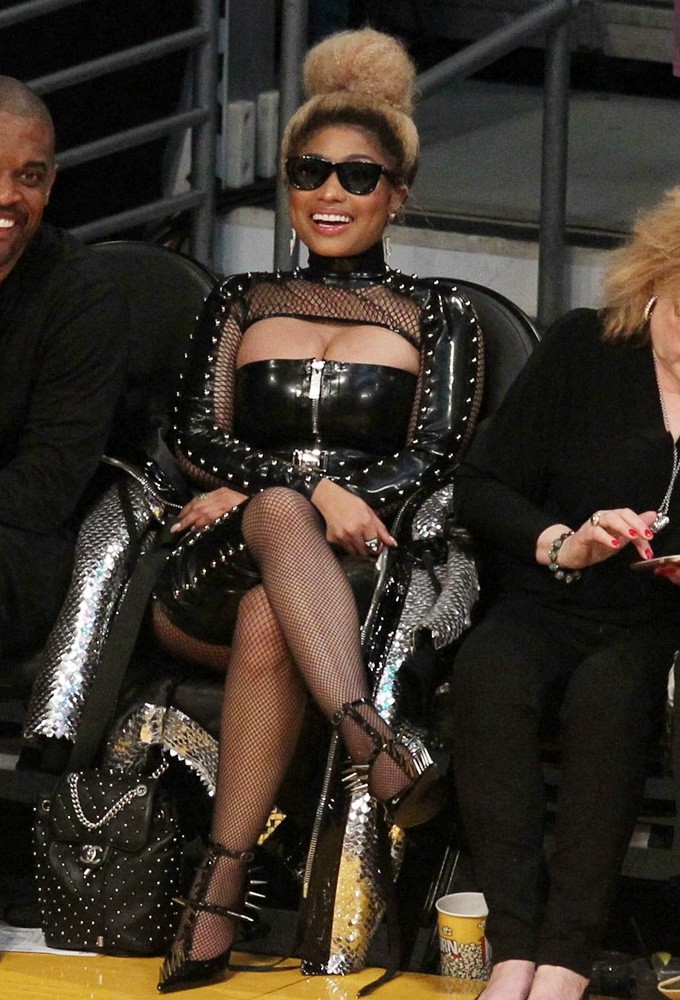Nicki Minaj Out at The Los Angeles Lakers Game