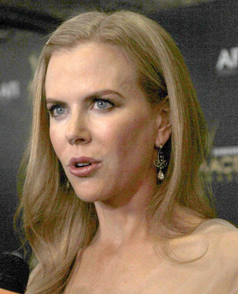 2012 Australian Academy of Cinema and Television Arts Awards - Arrivals