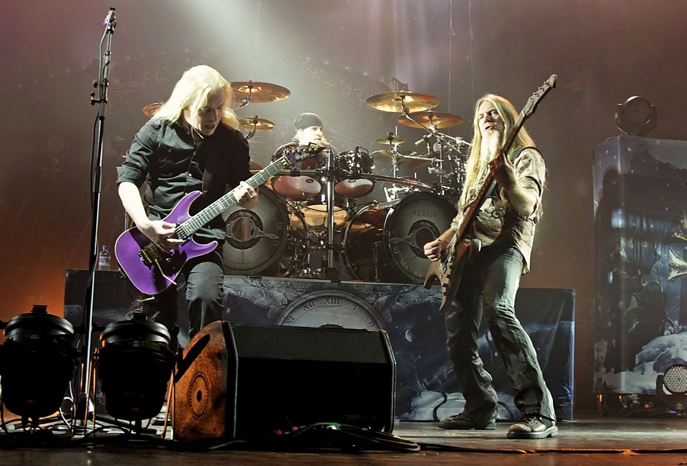Nightwish;<br>Nightwish Performing