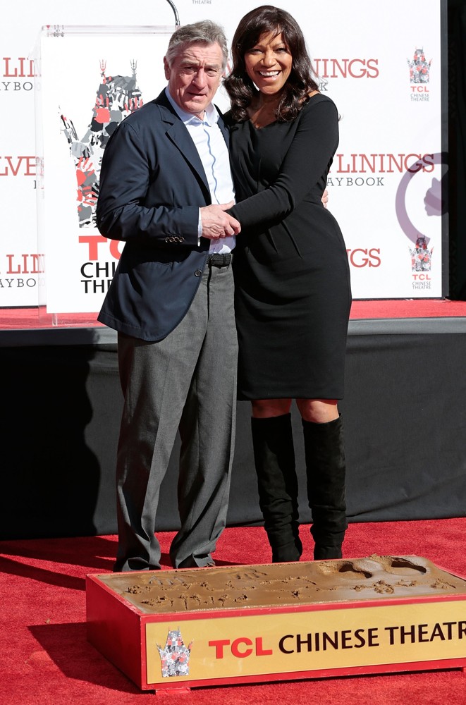 Robert De Niro;Grace Hightower;<br>Robert De Niro Places His Hand and Foot Prints in Cement During The Footprint Ceremony