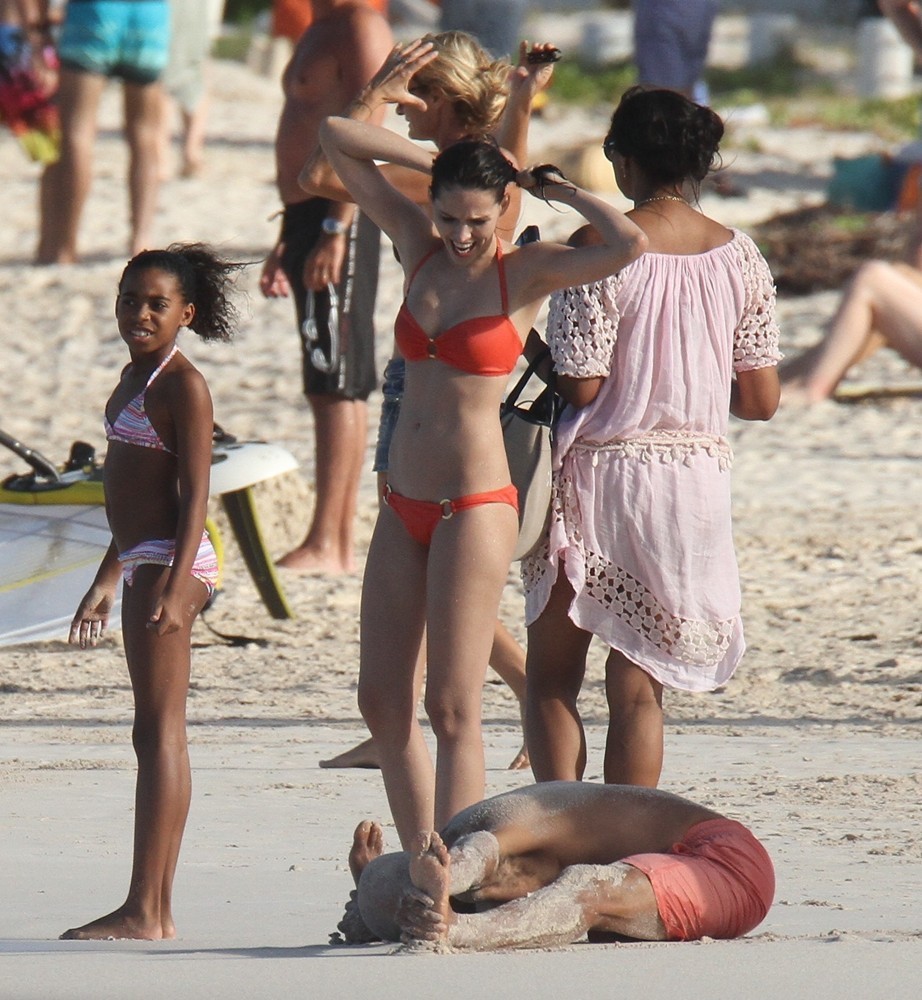 Hana Nitsche;Russell Simmons;<br>Hana Nitsche and Russell Simmons Winter Vacation in St Barts