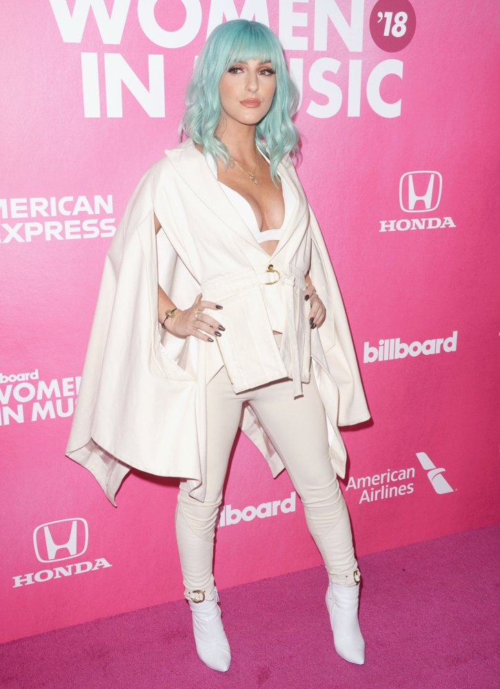 Njomza;<br>Billboard Women in Music 2018 - Red Carpet Arrivals
