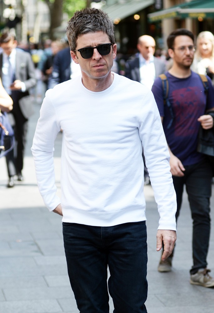 Noel Gallagher Picture 33 - Noel 