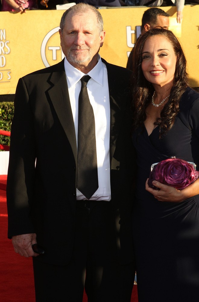 Ed O'Neill;Catherine Rusoff;<br>The 18th Annual Screen Actors Guild Awards - Arrivals