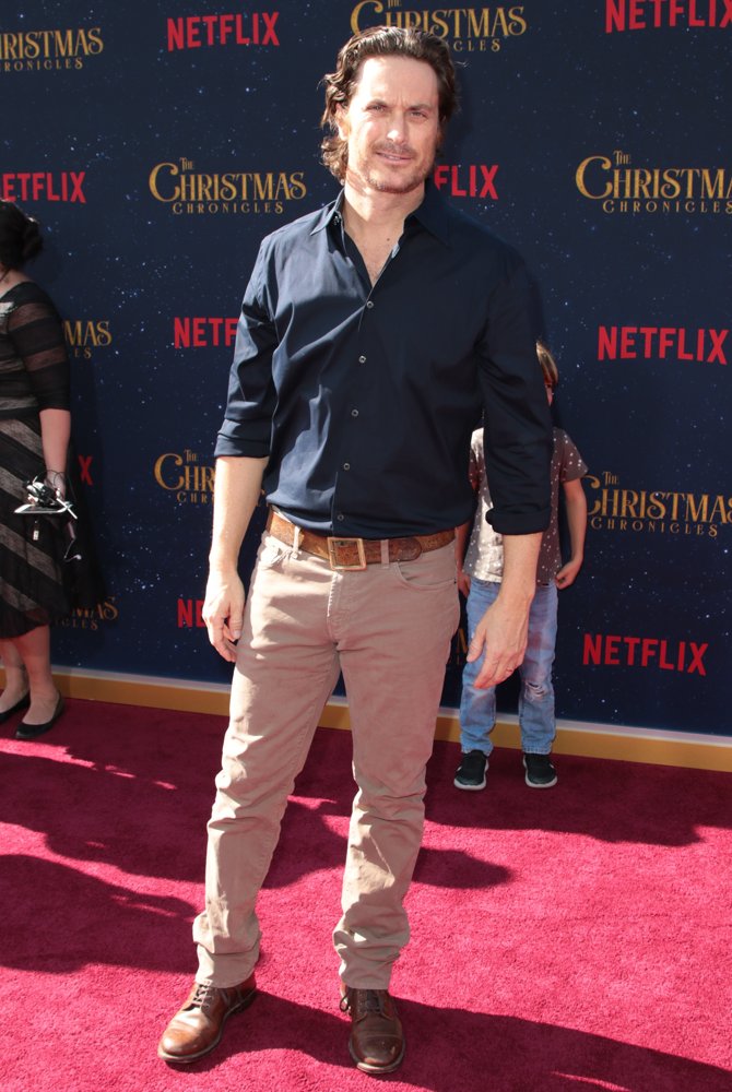 Oliver Hudson Pictures, Latest News, Videos.