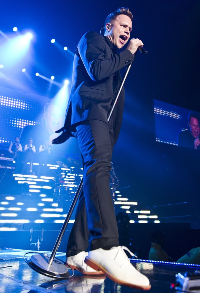 Olly Murs;<br>Olly Murs Performing Live