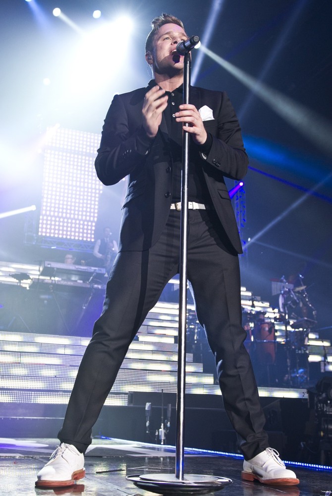 Olly Murs;<br>Olly Murs Performing Live
