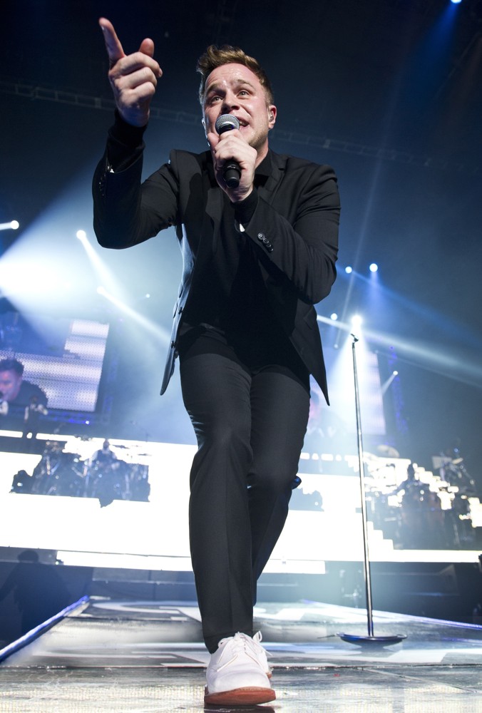 Olly Murs;<br>Olly Murs Performing Live