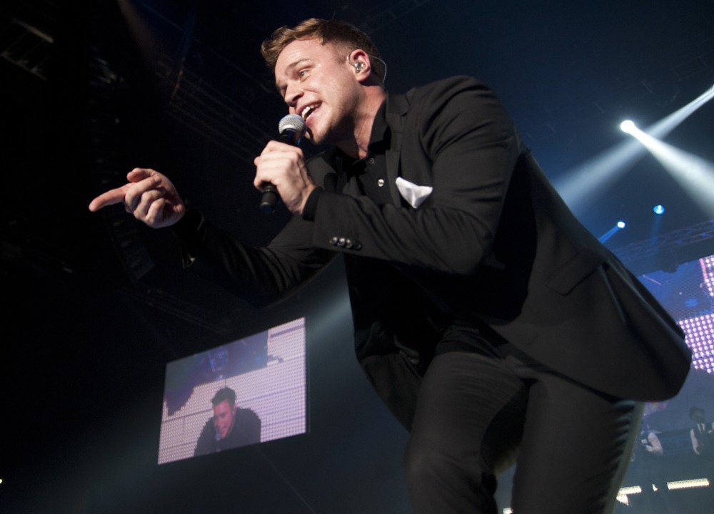 Olly Murs;<br>Olly Murs Performing Live