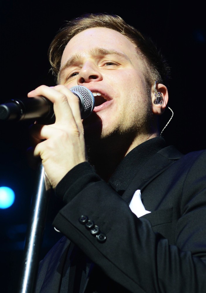 Olly Murs;<br>Olly Murs Performs