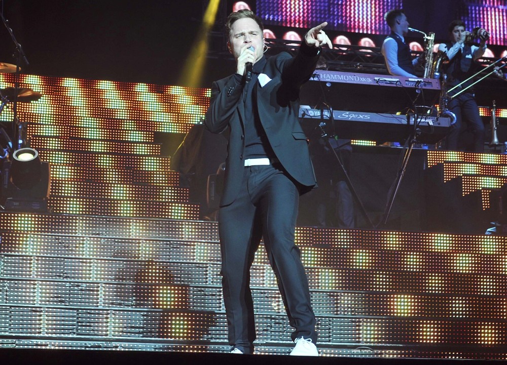 Olly Murs;<br>Olly Murs Performs
