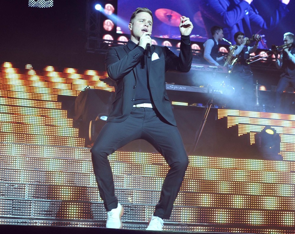 Olly Murs;<br>Olly Murs Performs
