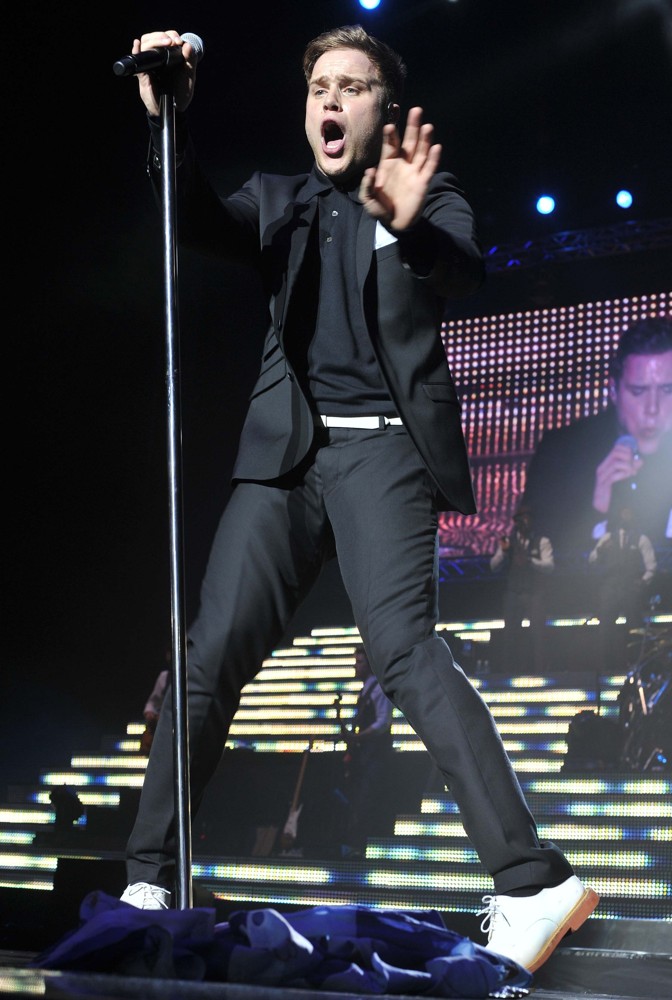 Olly Murs;<br>Olly Murs Performs