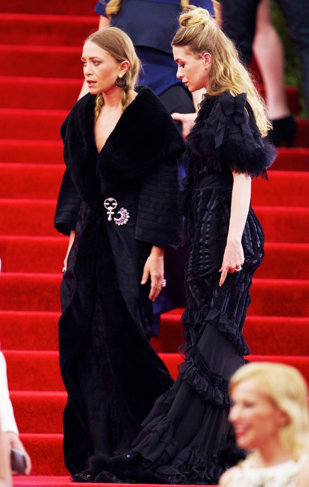 mary kate olsen Picture 1 China Through The Looking Glass Costume