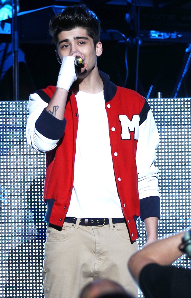 Zayn Malik;One Direction;<br>One Direction Perform Live for The Theatre of Performing Arts