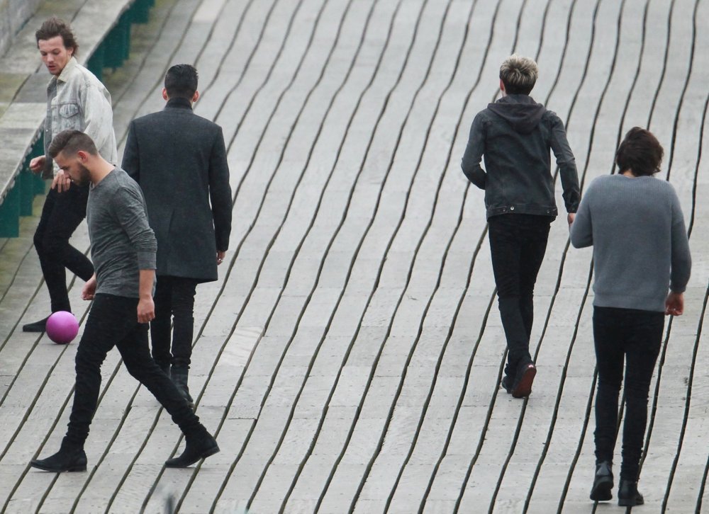One Direction Shoot A Music Video