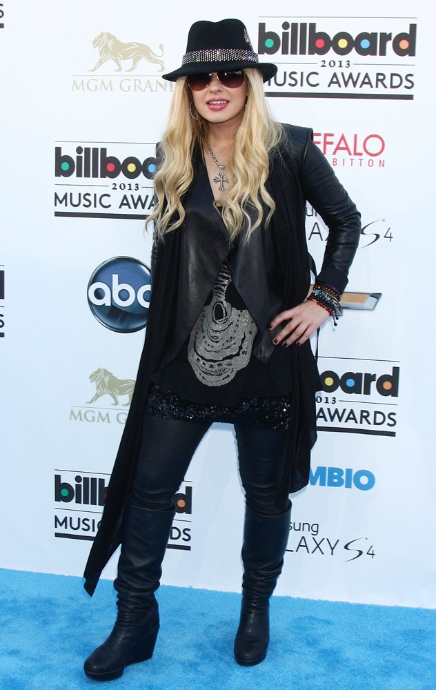 Orianthi;<br>2013 Billboard Music Awards - Arrivals