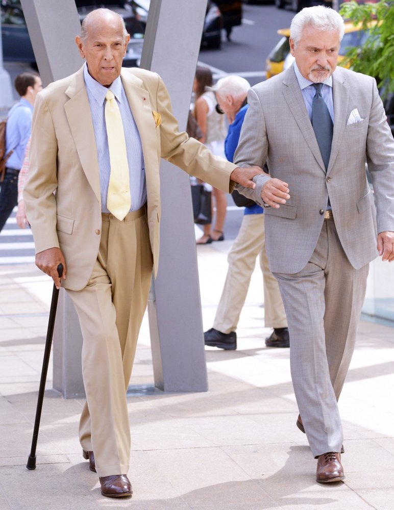 Oscar de la Renta;<br>2014 Couture Council Awards Annual Benefit Luncheon Honoring Carolina Herrera - Outside Arrivals