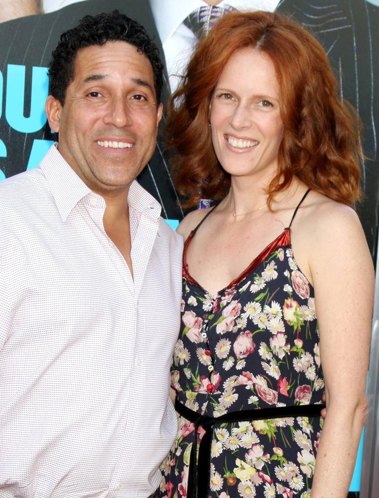 Oscar Nunez;Carla Nunez;<br>The Los Angeles Premiere of Horrible Bosses - Arrivals