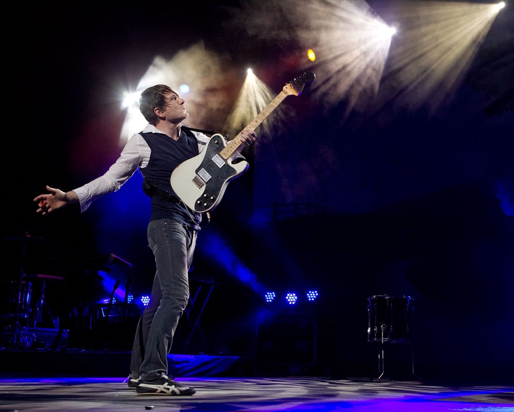 Owl City;<br>Owl City Performing Live
