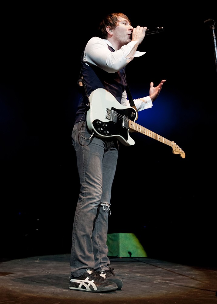 Owl City;<br>Owl City Performing Live