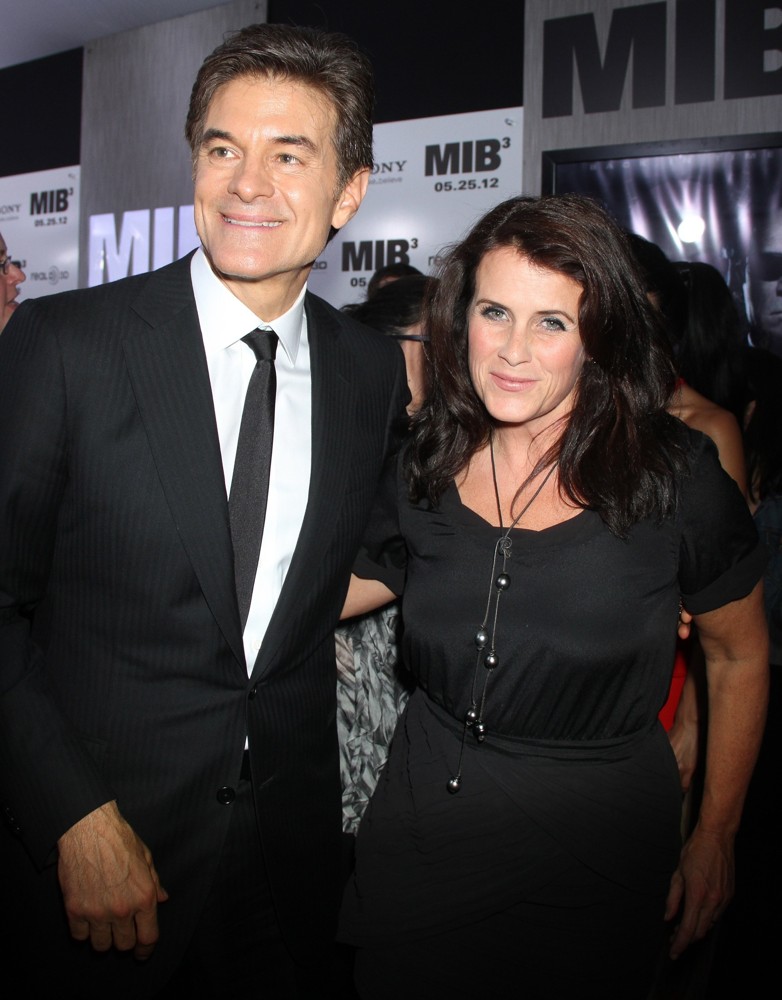 Dr. Mehmet Oz;Lisa Oz;<br>Men in Black 3 New York Premiere - Arrivals