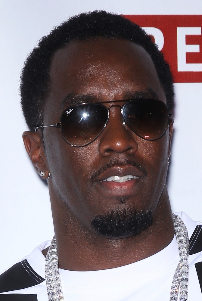 Дидь. Шон «Дидди» Комбс. P Diddy. Шон Комбс фото. P.Diddy обложка журнала.