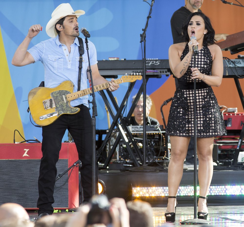 Demilovato Picture 772 Brad Paisley and Demi Lovato on Good Morning