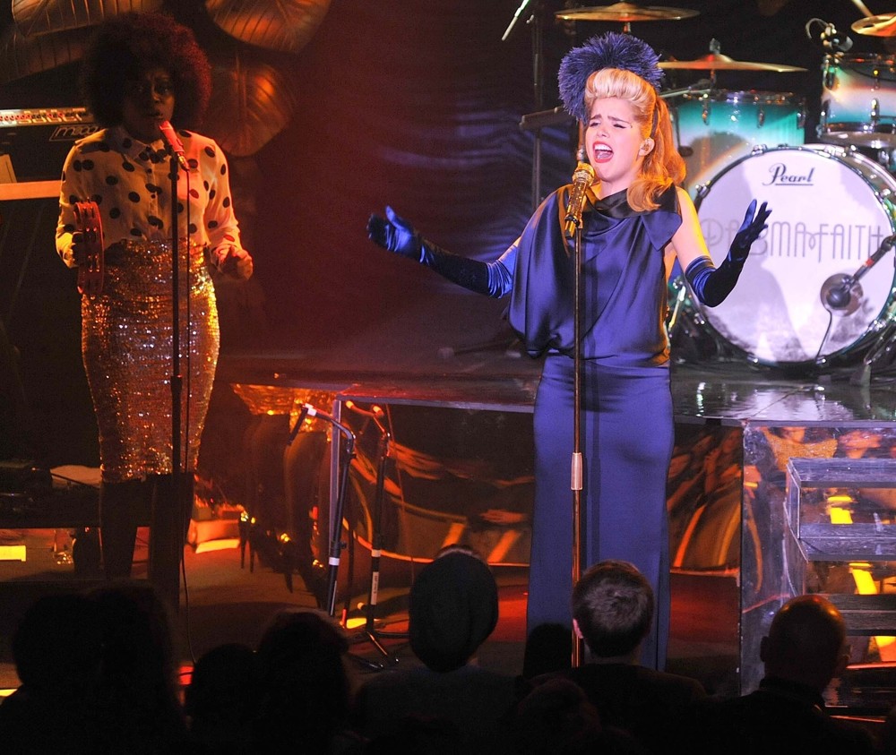 Paloma Faith;<br>Paloma Faith Performing in Concert