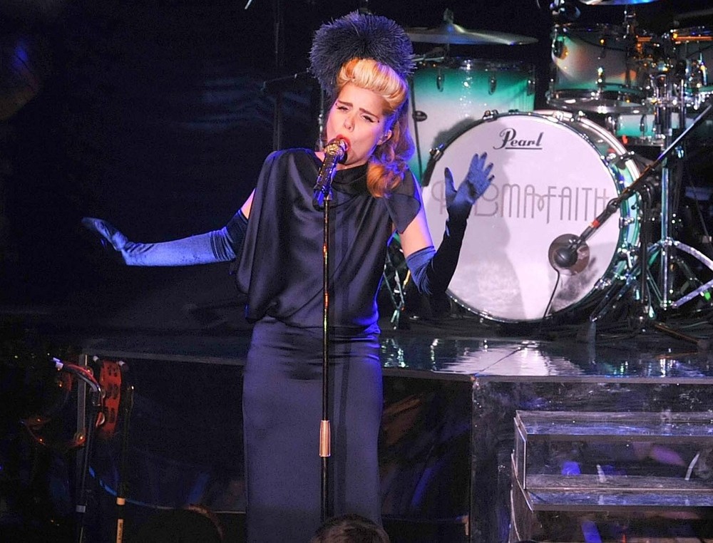 Paloma Faith;<br>Paloma Faith Performing in Concert