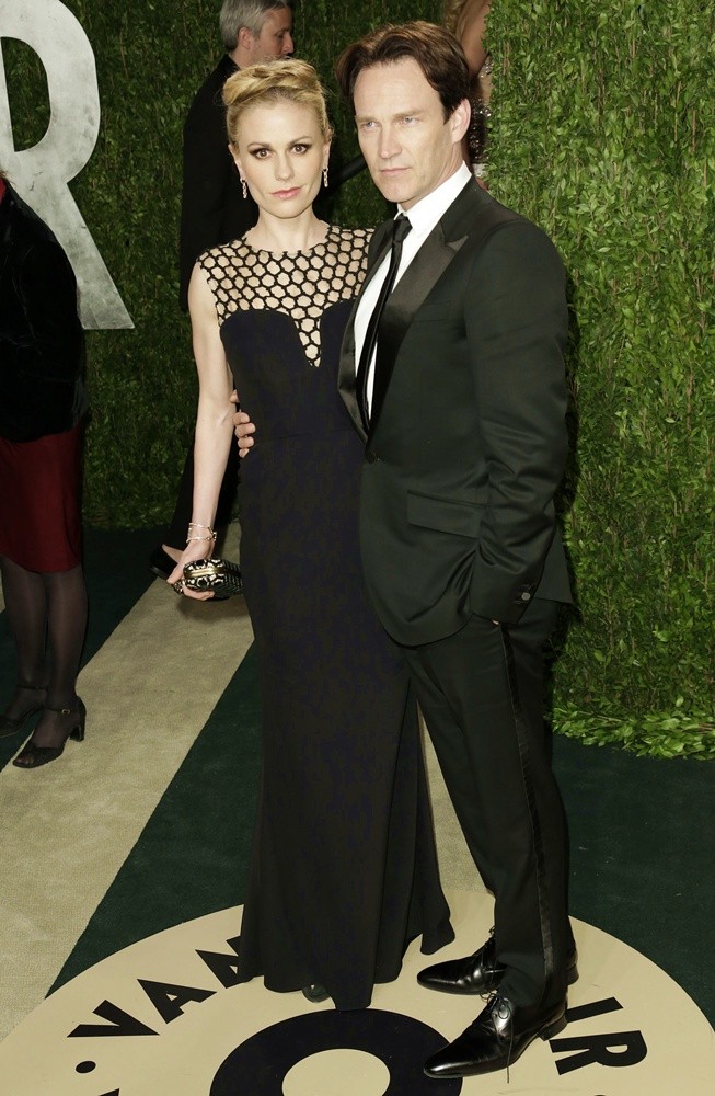 Anna Paquin;Stephen Moyer;<br>2013 Vanity Fair Oscar Party - Arrivals