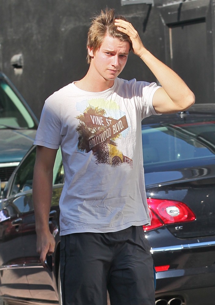 Patrick Schwarzenegger;<br>Patrick Schwarzenegger Out Shopping in Hollywood