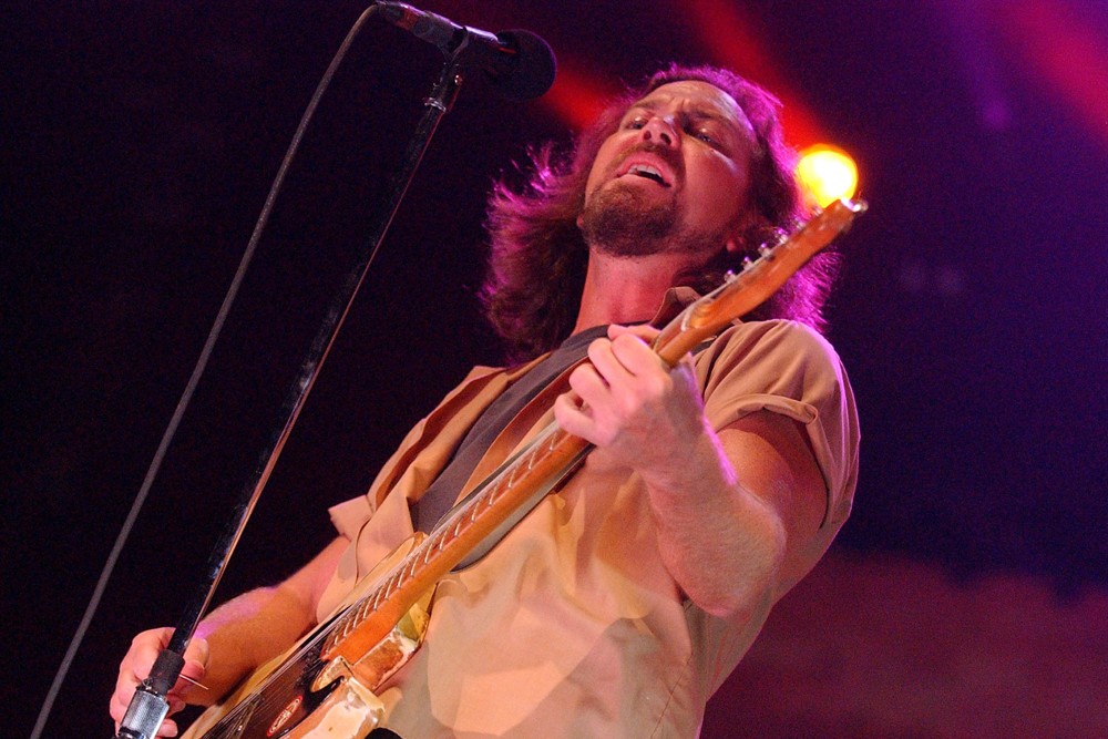 Eddie Vedder;Pearl Jam;<br>Pearl Jam Performing Live at The Ahoy Stadium