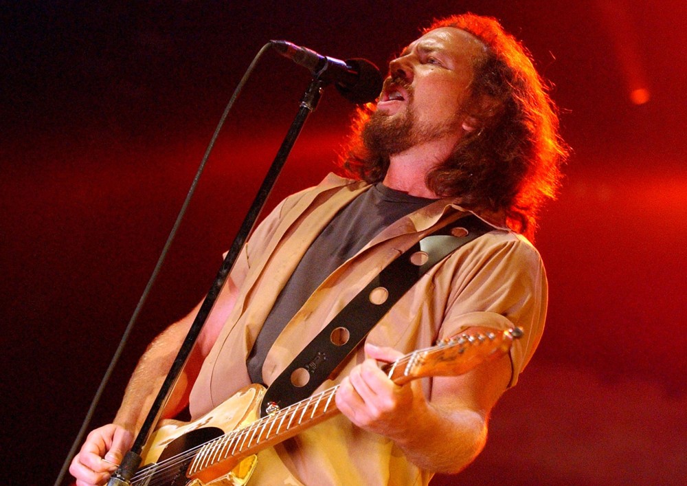 Eddie Vedder;Pearl Jam;<br>Pearl Jam Performing Live at The Ahoy Stadium